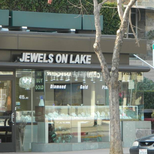Jewels on Lake