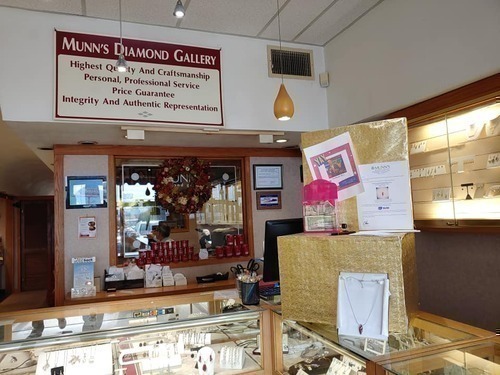 Munn's Diamond Gallery